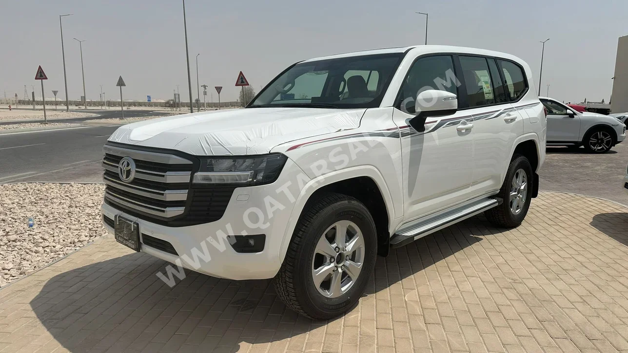 Toyota  Land Cruiser  GXR  2024  Automatic  0 Km  6 Cylinder  Four Wheel Drive (4WD)  SUV  White  With Warranty