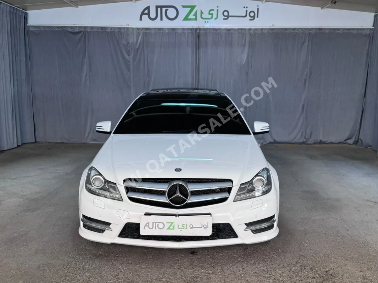 Mercedes-Benz  C-Class  250  2014  Automatic  141,000 Km  4 Cylinder  Rear Wheel Drive (RWD)  Sedan  White