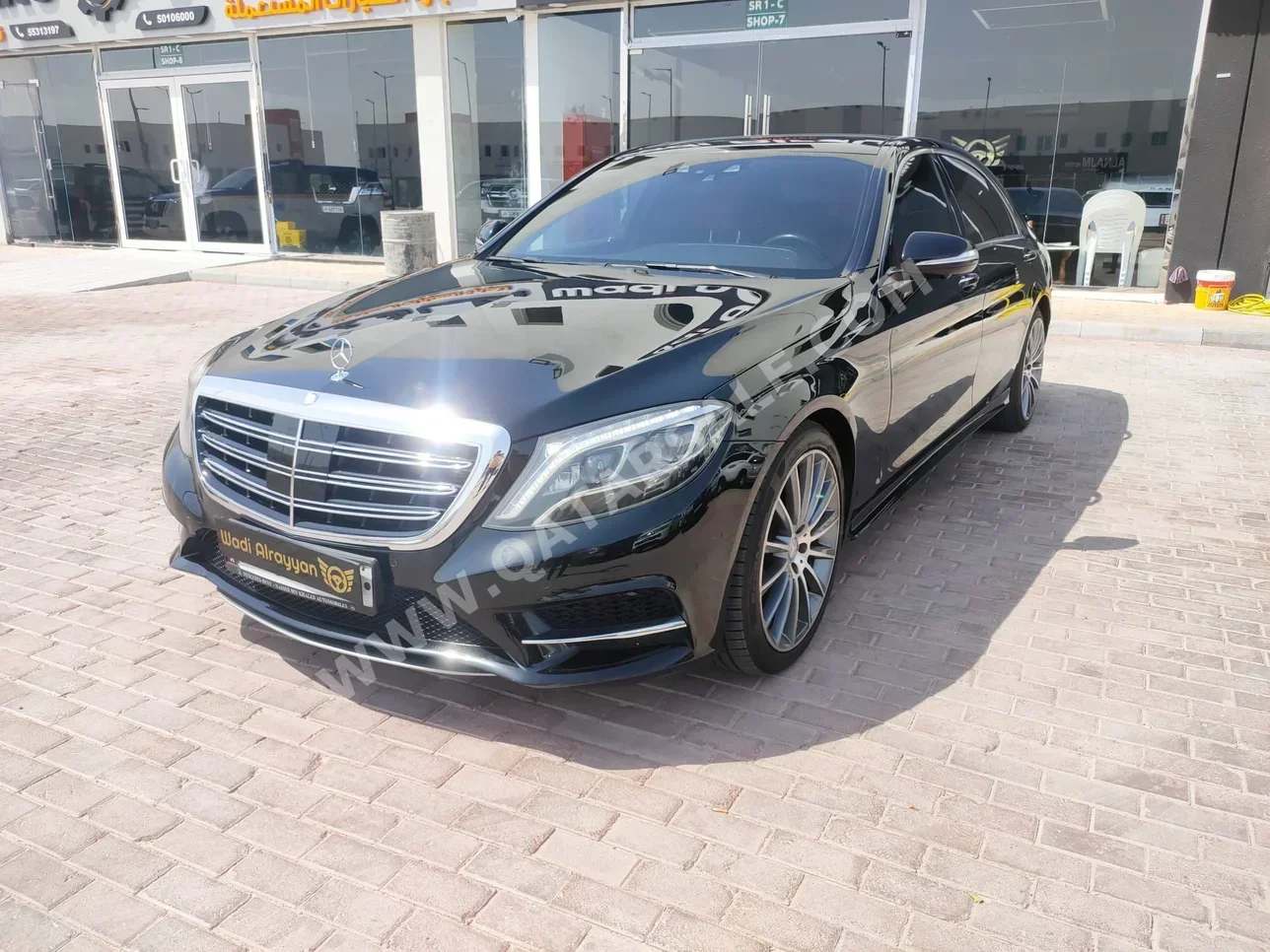 Mercedes-Benz  S-Class  400  2015  Automatic  200,000 Km  6 Cylinder  Rear Wheel Drive (RWD)  Sedan  Black