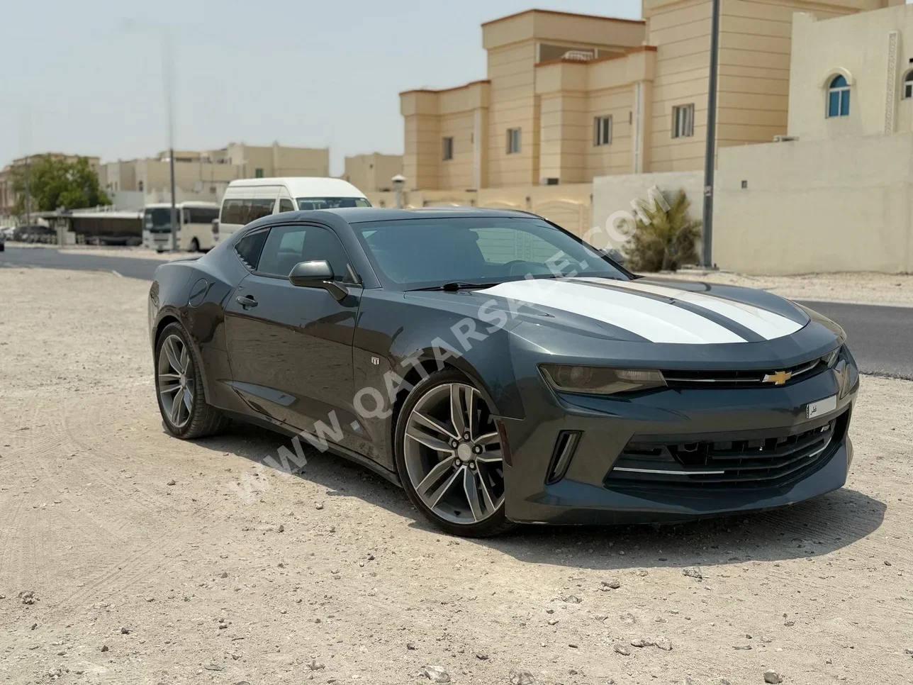 شفروليه  كمارو  اس اس  2016  اوتوماتيك  215,000 كم  8 سلندر  دفع خلفي  كوبيه \ سبورت  رمادي