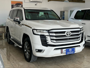 Toyota  Land Cruiser  VX Twin Turbo  2022  Automatic  125,000 Km  6 Cylinder  Four Wheel Drive (4WD)  SUV  White