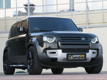 Land Rover  Defender  110 HSE  2023  Automatic  51,000 Km  6 Cylinder  Four Wheel Drive (4WD)  SUV  Black  With Warranty