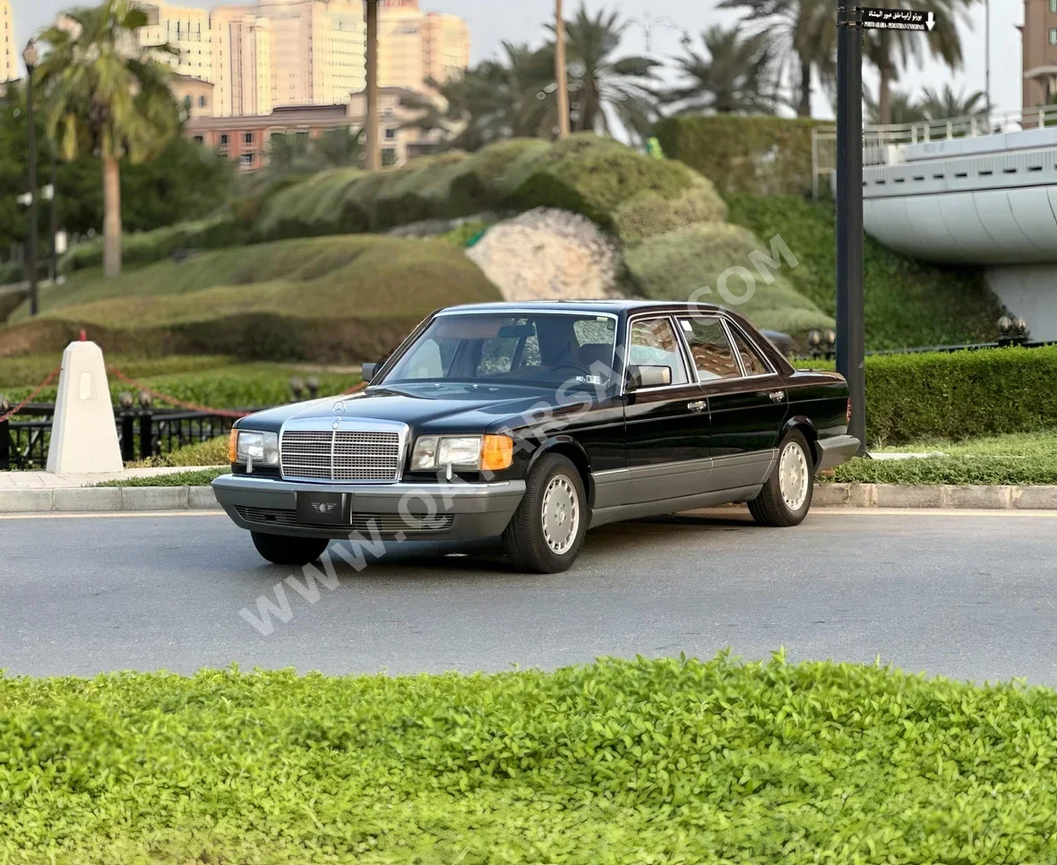 مرسيدس - بنز  560 SEL  1987  اوتوماتيك  120,000 كم  8 سلندر  دفع خلفي  سيدان  أسود