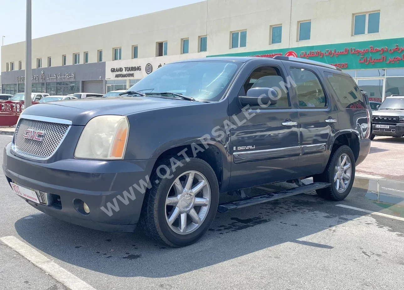 GMC  Yukon  Denali  2008  Automatic  230,000 Km  8 Cylinder  Four Wheel Drive (4WD)  SUV  Gray