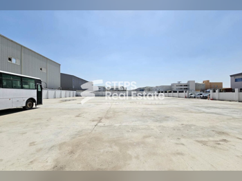 Warehouses & Stores - Al Wakrah  - Barkit Al Awamer  -Area Size: 1000 Square Meter