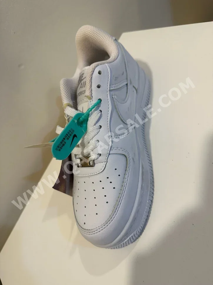Shoes Nike  White Size 37  Turkey  Women