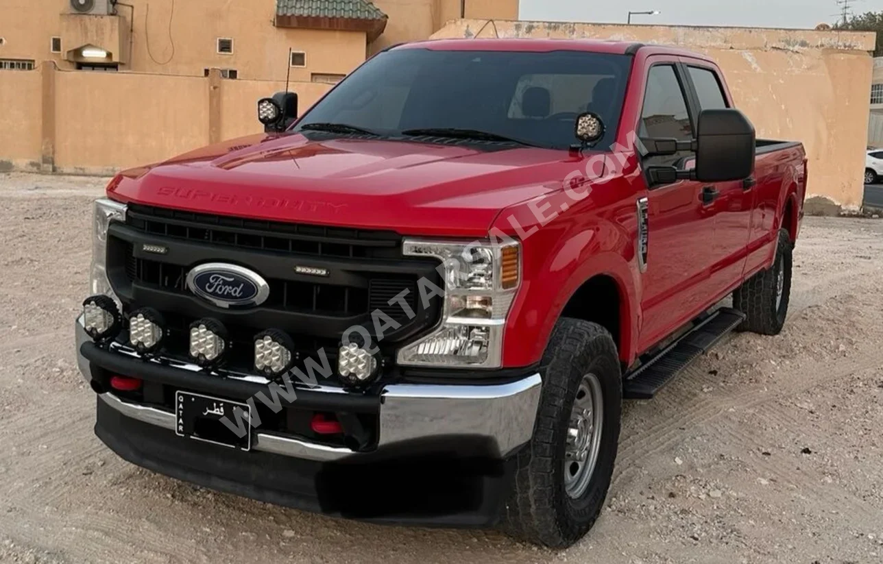 فورد  سوبر ديوتي  250  2020  اوتوماتيك  22,000 كم  8 سلندر  دفع رباعي  بيكب  أحمر  تحت الضمان
