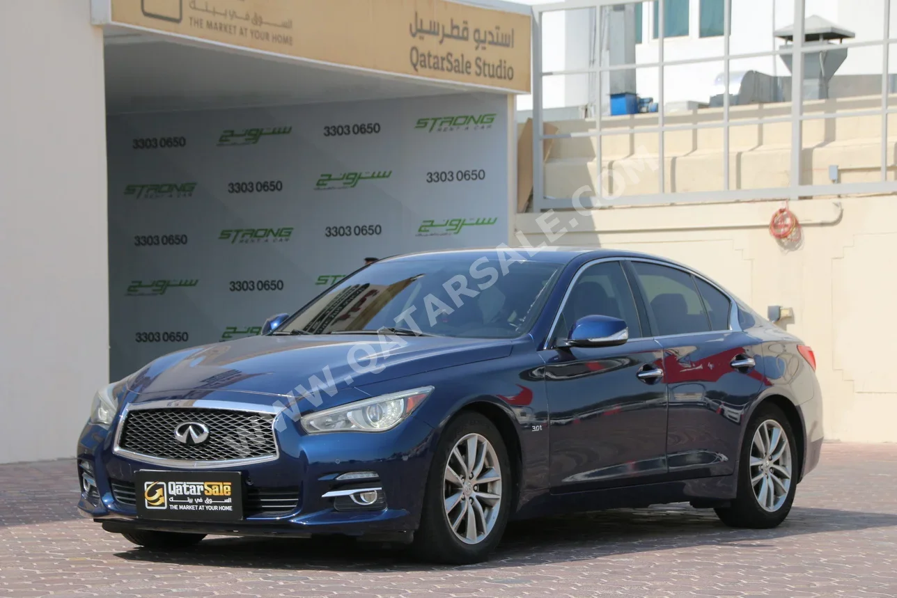 Infiniti  Q  50  2017  Automatic  93,000 Km  6 Cylinder  Rear Wheel Drive (RWD)  Sedan  Blue