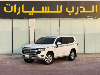 Toyota  Land Cruiser  GXR Twin Turbo  2022  Automatic  173,000 Km  6 Cylinder  Four Wheel Drive (4WD)  SUV  White  With Warranty