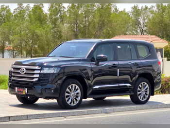 Toyota  Land Cruiser  GXR Twin Turbo  2024  Automatic  12,000 Km  6 Cylinder  Four Wheel Drive (4WD)  SUV  Black  With Warranty