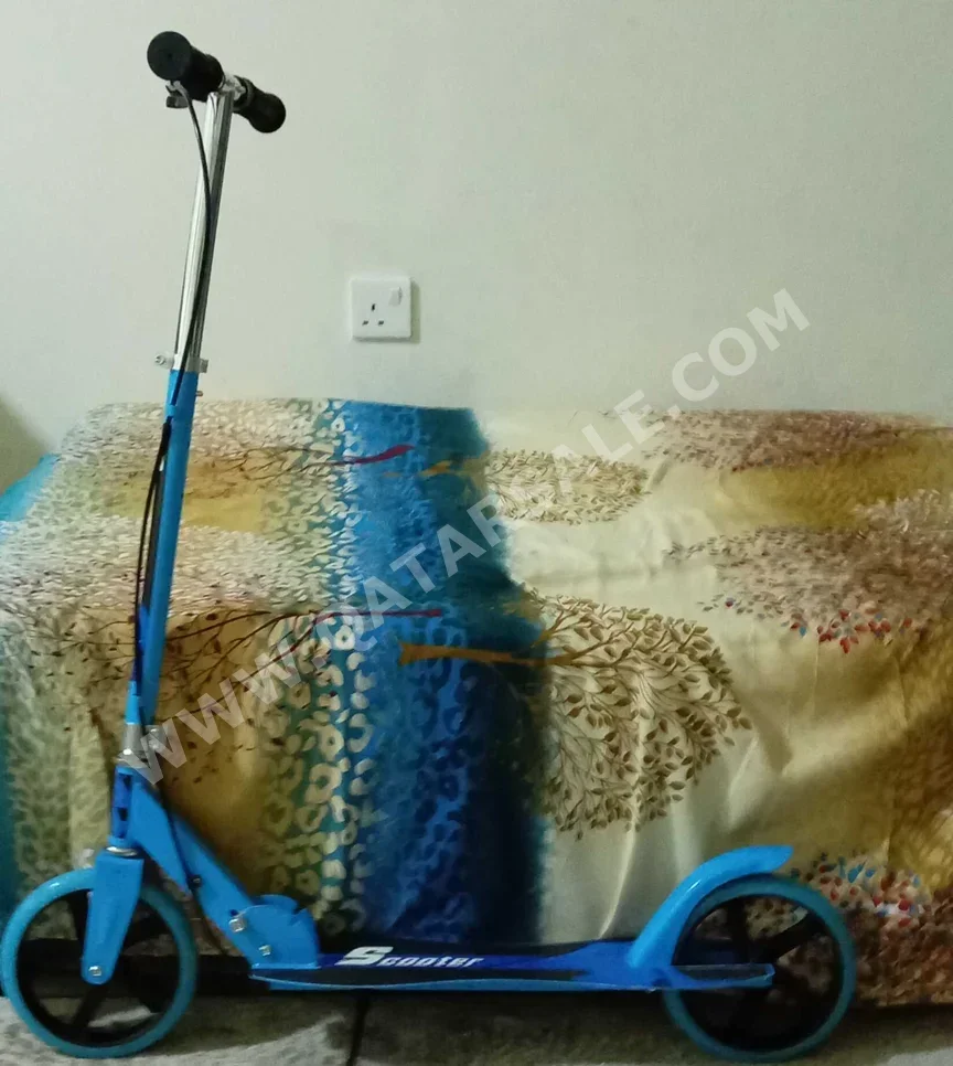 سكوترات - أزرق  - قابل للطي