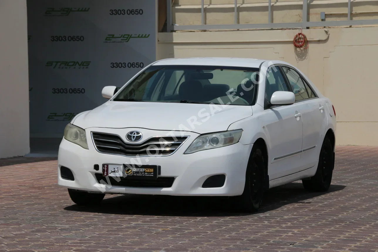 Toyota  Camry  2011  Automatic  320,000 Km  4 Cylinder  Front Wheel Drive (FWD)  Sedan  White