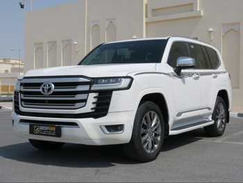 Toyota  Land Cruiser  VX Twin Turbo  2023  Automatic  103,000 Km  6 Cylinder  Four Wheel Drive (4WD)  SUV  White