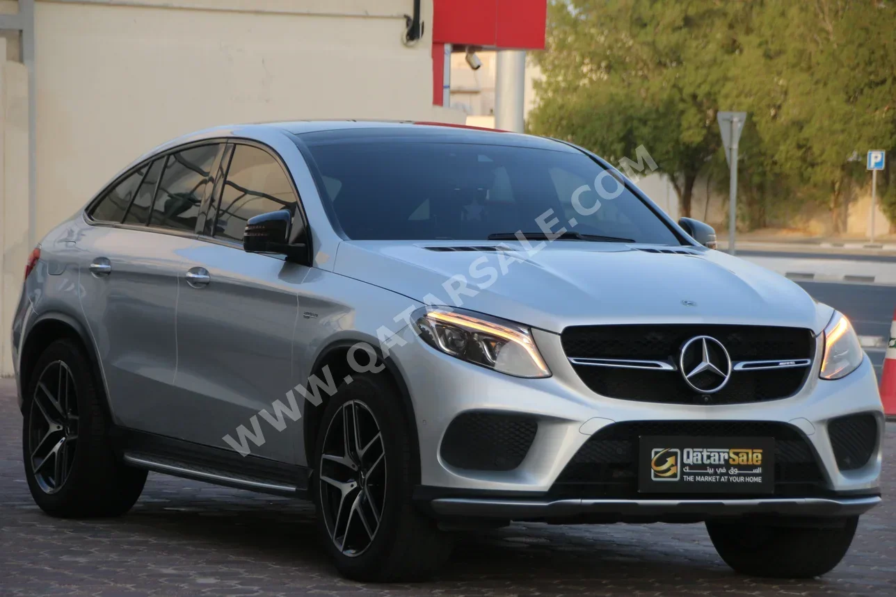 مرسيدس - بنز  جي ال اي  43 AMG  2019  اوتوماتيك  108,000 كم  6 سلندر  دفع رباعي  اس يو في  فضي