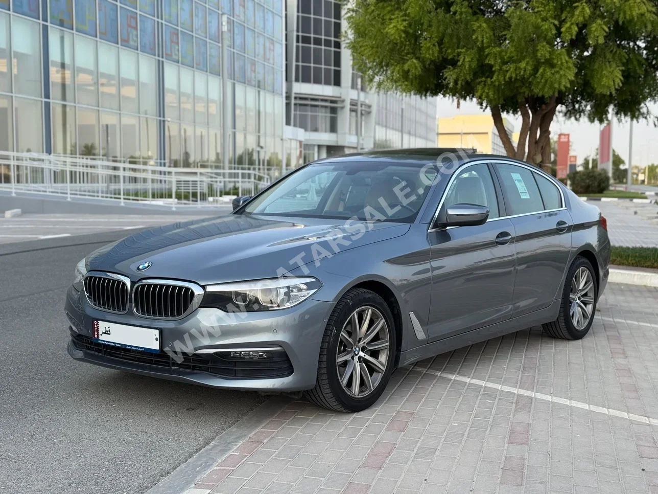 BMW  5-Series  520i  2020  Automatic  74,000 Km  4 Cylinder  Rear Wheel Drive (RWD)  Sedan  Gray