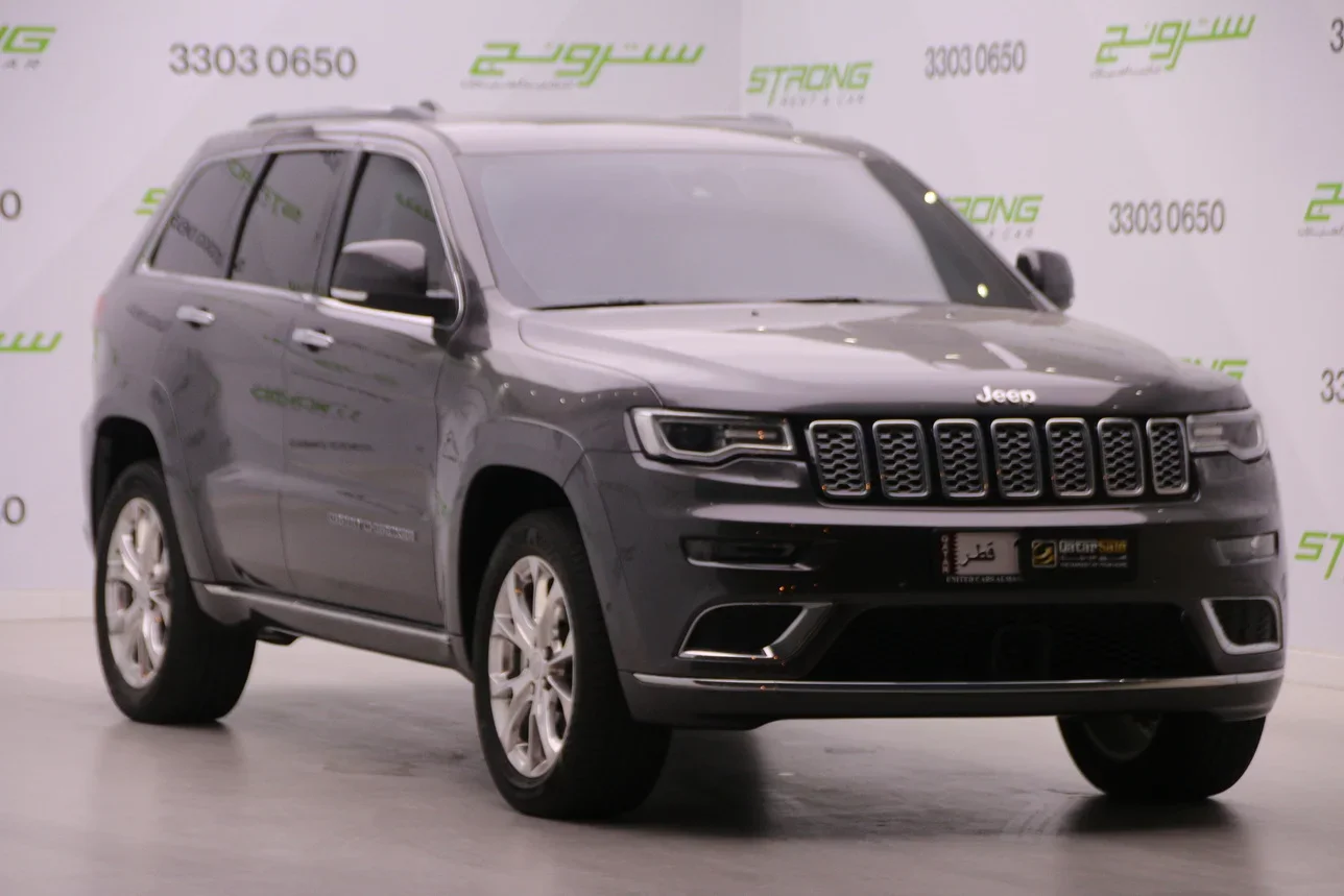 Jeep  Grand Cherokee  Summit  2019  Automatic  133,000 Km  8 Cylinder  Four Wheel Drive (4WD)  SUV  Gray