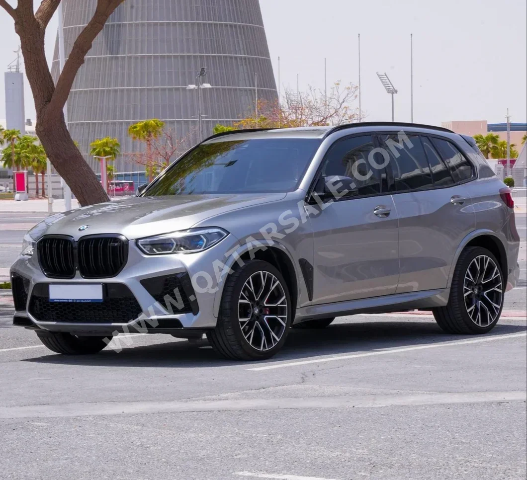 بي ام دبليو  الفئة - اكس  اكس 5 ام كومبيتيشن  2022  اوتوماتيك  33,500 كم  6 سلندر  دفع رباعي  اس يو في  فضي  تحت الضمان