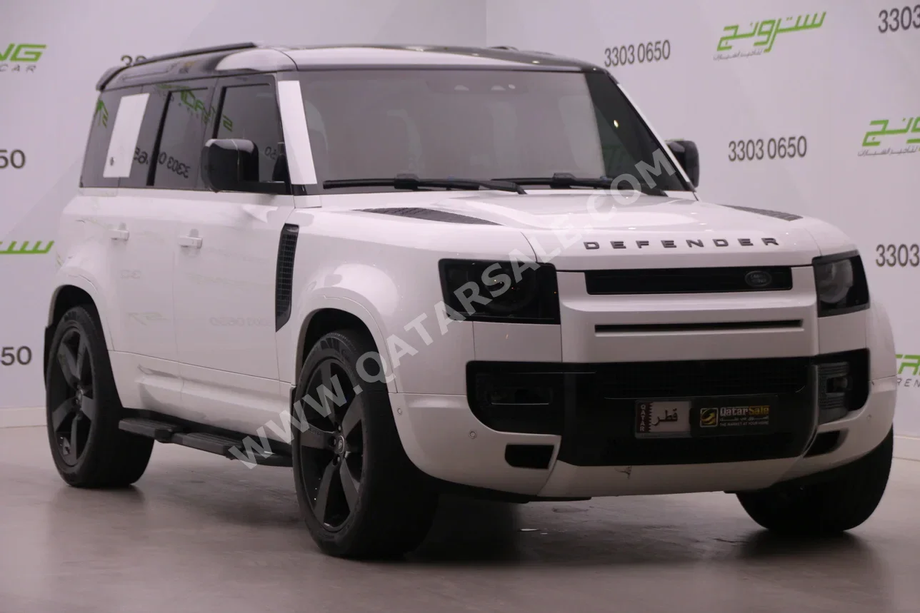 Land Rover  Defender  110 HSE  2021  Automatic  140,000 Km  6 Cylinder  Four Wheel Drive (4WD)  SUV  White  With Warranty