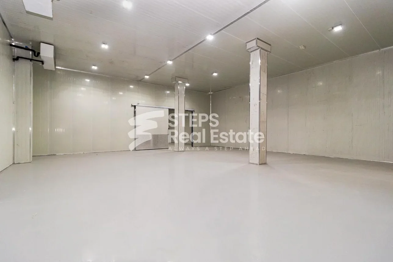 Warehouses & Stores - Al Rayyan  - Industrial Area  -Area Size: 1487 Square Meter