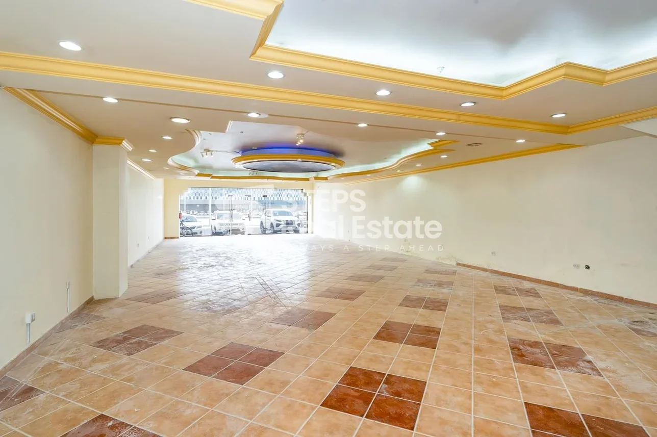Commercial Shops - Not Furnished  - Al Rayyan  For Rent  - Ain Khaled