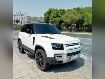 Land Rover  Defender  90 SE  2023  Automatic  77,000 Km  4 Cylinder  Four Wheel Drive (4WD)  SUV  White  With Warranty