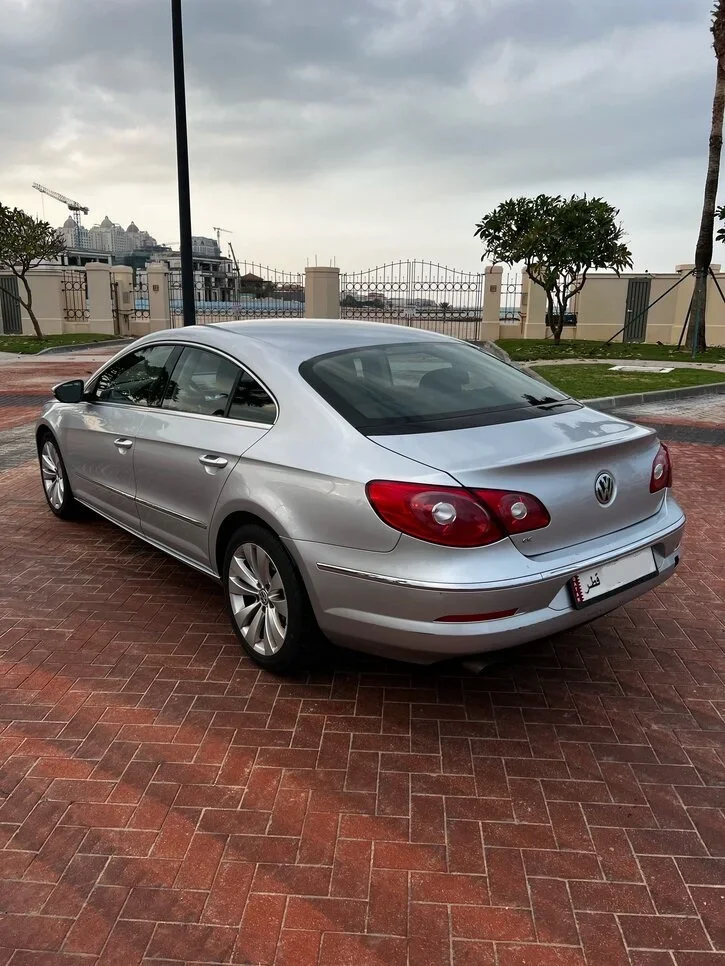 Volkswagen  Passat  CC  2012  Automatic  165,000 Km  4 Cylinder  Sedan  Silver