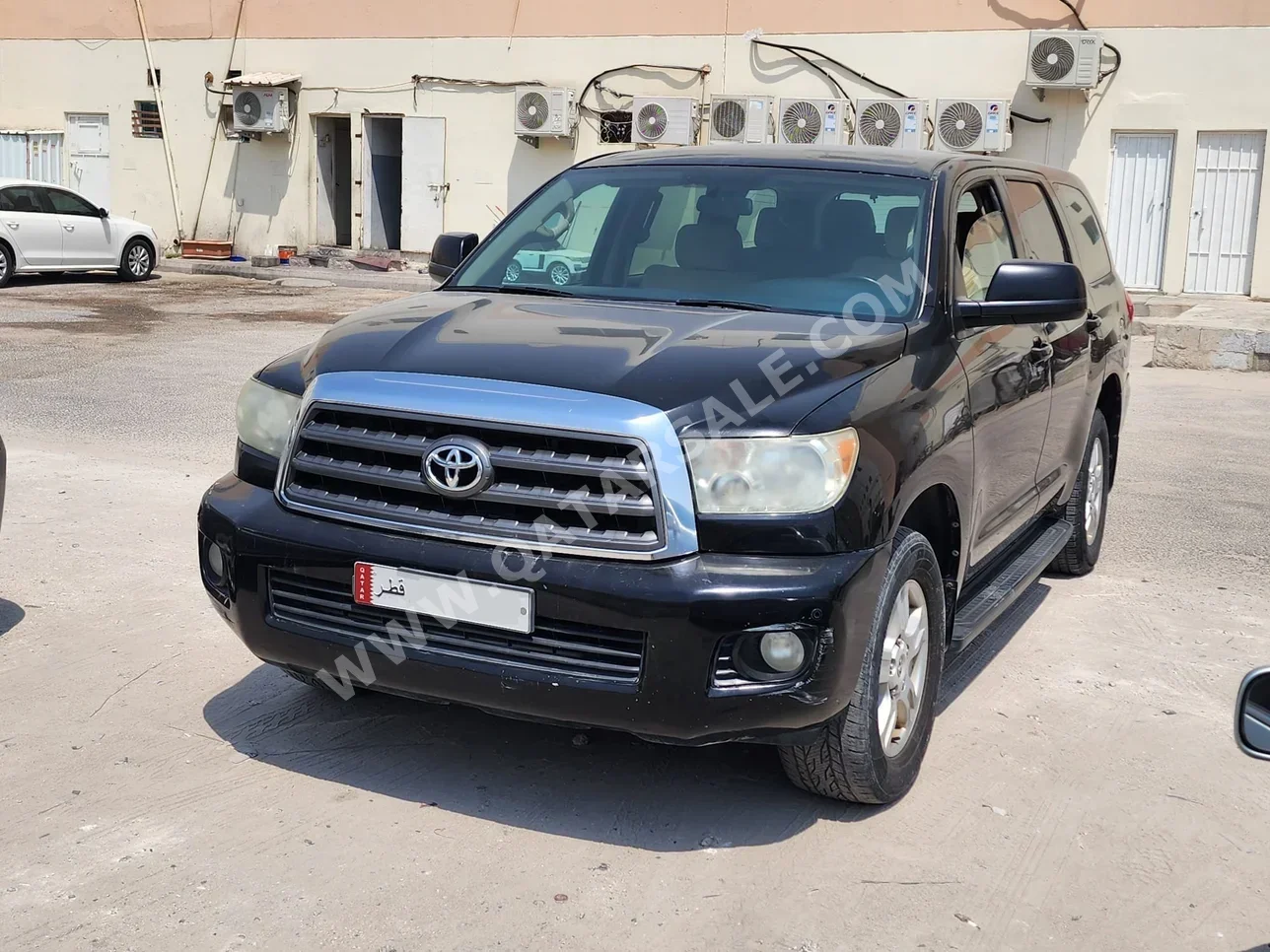 تويوتا  سكويا  2013  اوتوماتيك  327,000 كم  8 سلندر  دفع رباعي  اس يو في  أسود