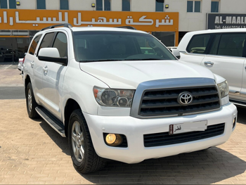 Toyota  Sequoia  SR5  2009  Automatic  209,000 Km  8 Cylinder  Four Wheel Drive (4WD)  SUV  White