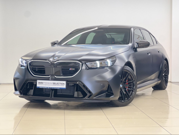 BMW  M-Series  5  2025  Automatic  4,600 Km  8 Cylinder  Rear Wheel Drive (RWD)  Sedan  Black  With Warranty