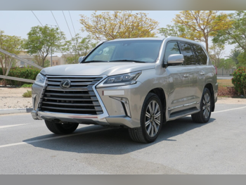 Lexus  LX  570  2016  Automatic  252,000 Km  8 Cylinder  Four Wheel Drive (4WD)  SUV  Sonic Titanium