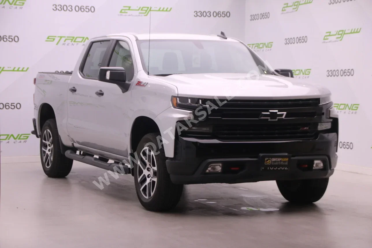 Chevrolet  Silverado  Trail Boss  2019  Automatic  145,000 Km  8 Cylinder  Four Wheel Drive (4WD)  Pick Up  Silver