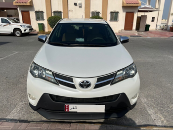 Toyota  Rav 4  2015  Automatic  277,000 Km  4 Cylinder  Four Wheel Drive (4WD)  SUV  White