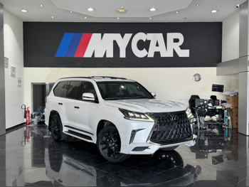 Lexus  LX  570 S Black Edition  2019  Automatic  125,000 Km  8 Cylinder  Four Wheel Drive (4WD)  SUV  White