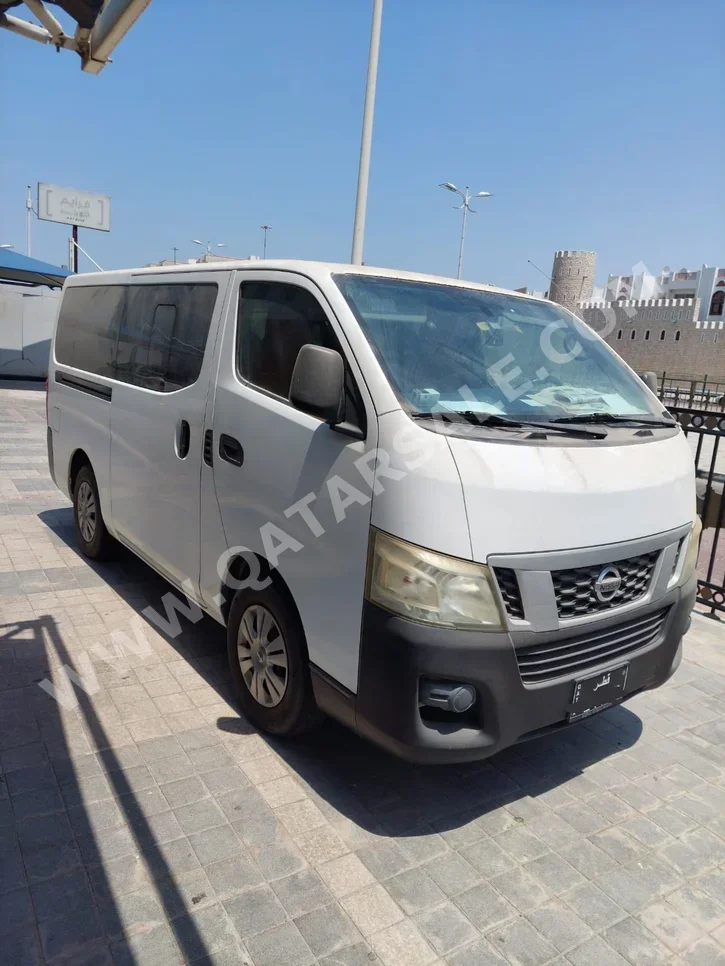 Nissan  Urvan  2016  Manual  627,041 Km  4 Cylinder  Front Wheel Drive (FWD)  Van / Bus  White