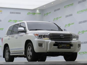 Toyota  Land Cruiser  GXR  2015  Automatic  498,000 Km  8 Cylinder  Four Wheel Drive (4WD)  SUV  Pearl