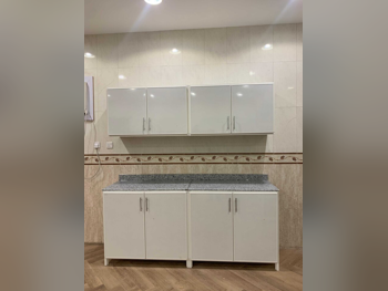 Kitchen Cabinets & Drawers - White  - Qatar