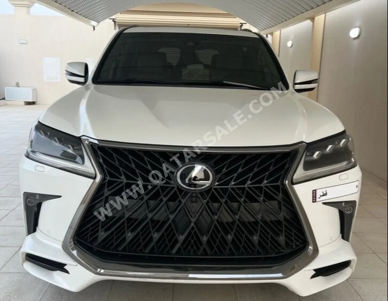 لكزس  ال اكس  570 اس بلاك ايديشن  2019  اوتوماتيك  116,000 كم  8 سلندر  دفع رباعي  اس يو في  أبيض