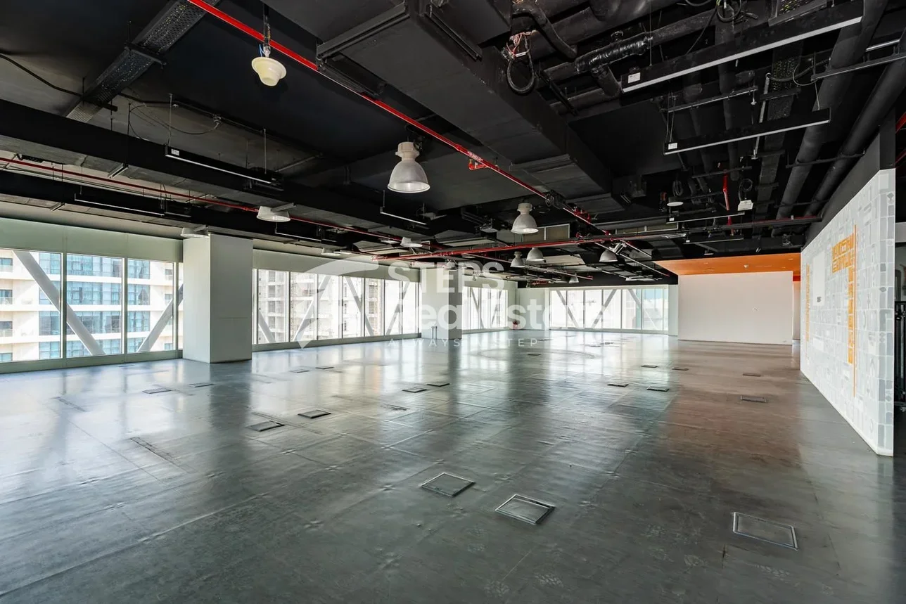 Commercial Offices - Not Furnished  - Lusail  - Marina District