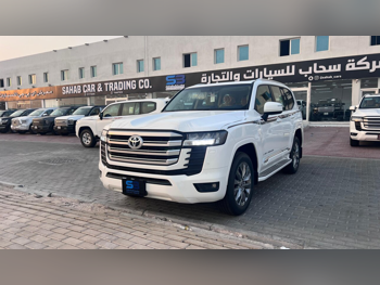 تويوتا  لاند كروزر  جي اكس ار  2025  اوتوماتيك  0 كم  6 سلندر  دفع رباعي  اس يو في  أبيض  تحت الضمان
