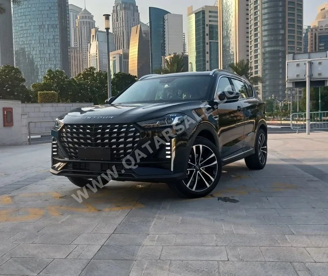 Jetour  X70  Plus  2026  Automatic  0 Km  4 Cylinder  Front Wheel Drive (FWD)  SUV  Black  With Warranty