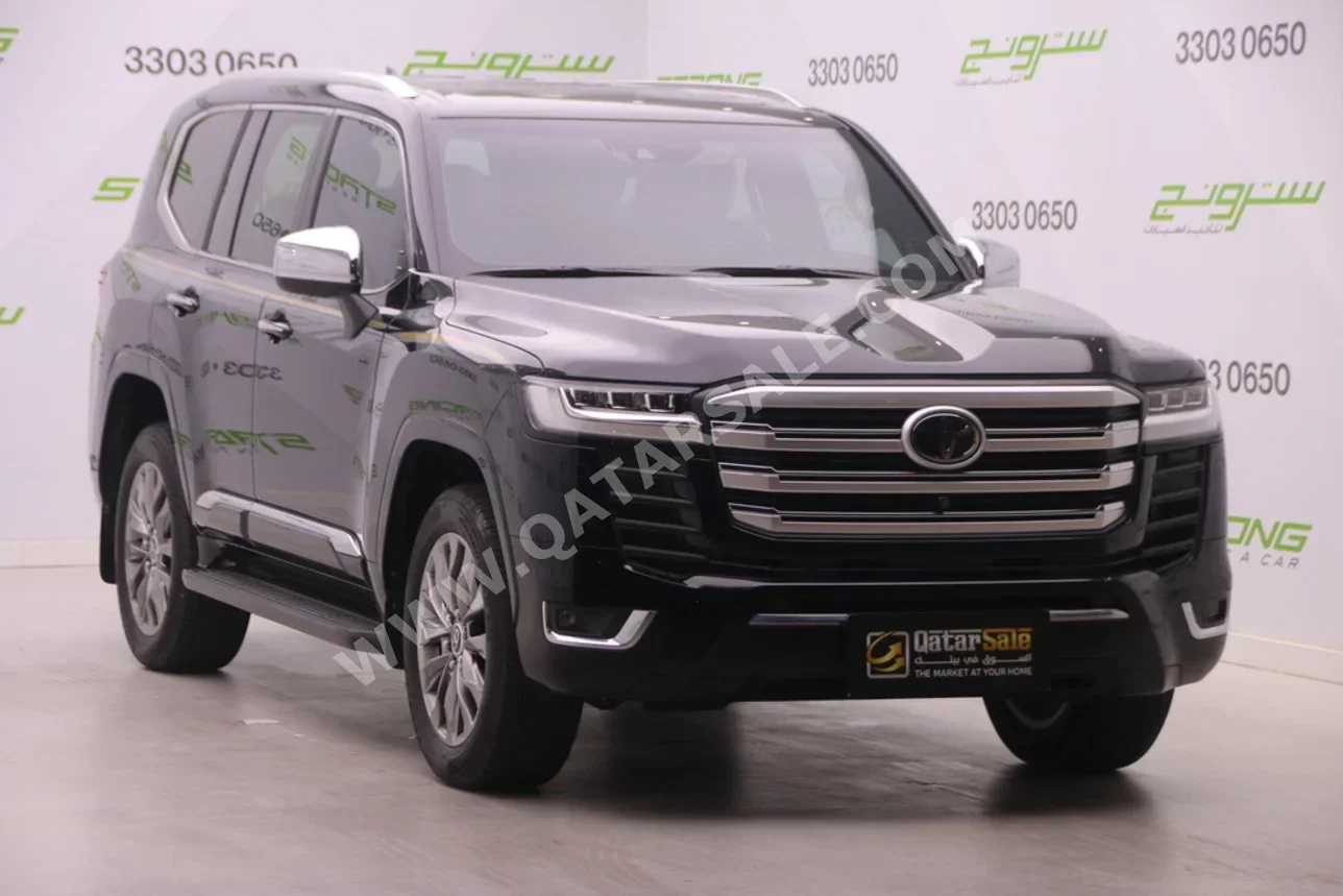 Toyota  Land Cruiser  VXR Twin Turbo  2023  Automatic  18,000 Km  6 Cylinder  Four Wheel Drive (4WD)  SUV  Black  With Warranty