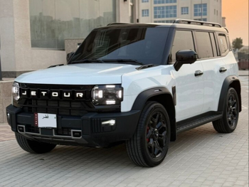 Jetour  T2  Luxury  2025  Automatic  6,000 Km  4 Cylinder  All Wheel Drive (AWD)  SUV  White  With Warranty