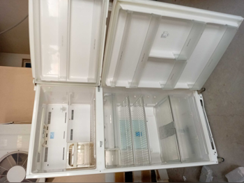 HITACHI  Bottom Freezer Refrigerator  - White