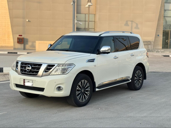 Nissan  Patrol  Platinum  2016  Automatic  280,000 Km  8 Cylinder  Four Wheel Drive (4WD)  SUV  White