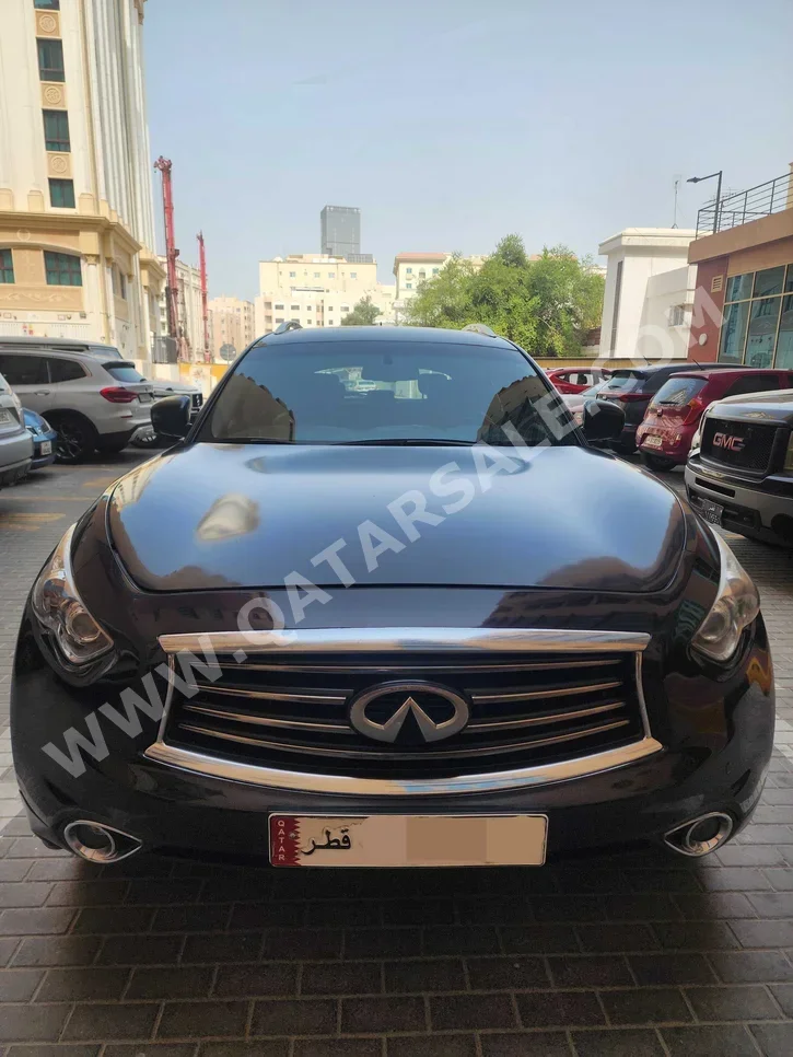 Infiniti  QX  70  2014  Automatic  116,300 Km  6 Cylinder  All Wheel Drive (AWD)  SUV  Black