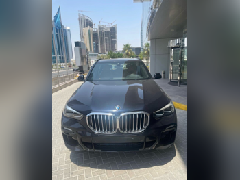 بي ام دبليو  الفئة - اكس  اكس 5 40 اي  2020  اوتوماتيك  81,000 كم  6 سلندر  دفع كلي مستمر  اس يو في  أسود  تحت الضمان