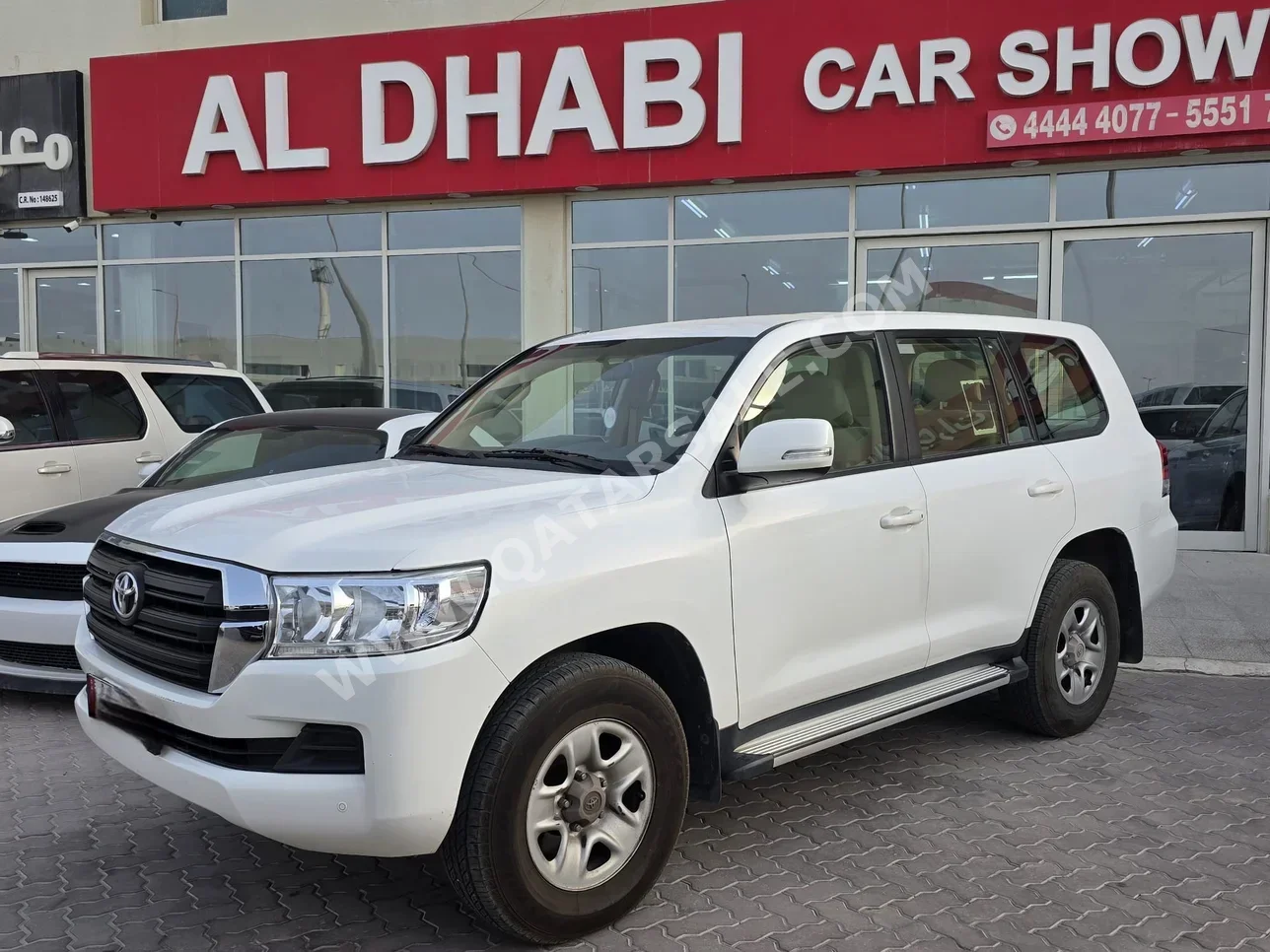 Toyota  Land Cruiser  GX  2017  Automatic  216,000 Km  6 Cylinder  Four Wheel Drive (4WD)  SUV  White