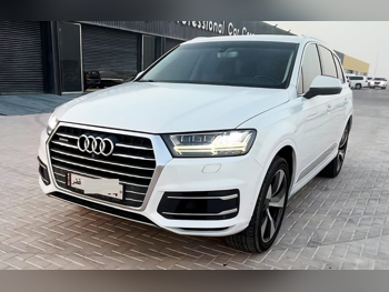 Audi  Q7  45 TFSI Quattro  2016  Automatic  127,000 Km  6 Cylinder  All Wheel Drive (AWD)  SUV  White