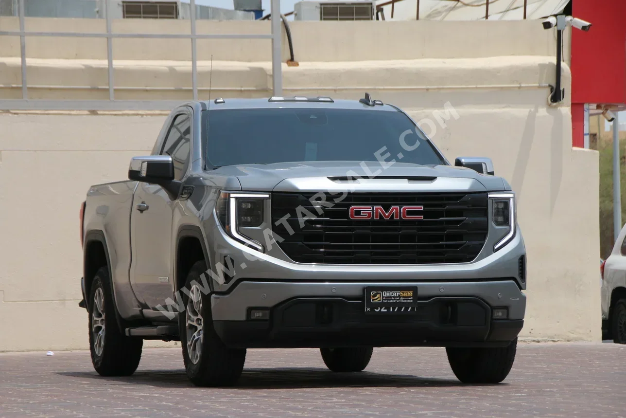 GMC  Sierra  Elevation  2024  Automatic  19,000 Km  8 Cylinder  Four Wheel Drive (4WD)  Pick Up  Gray  With Warranty