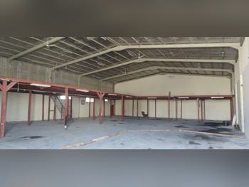 Warehouses & Stores - Al Rayyan  - Industrial Area  -Area Size: 800 Square Meter